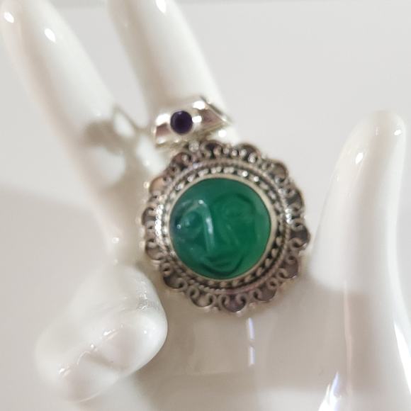 Green Onyx Carved Face Pendant with Amethyst Accent in Sterling Silver - Picture 5 of 13